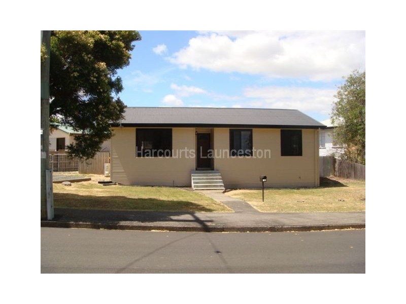 10 Yarloop Street, Waverley TAS 7250