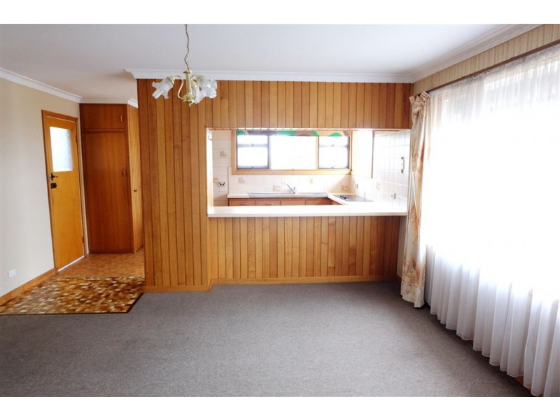 6 Cedar Street, Newnham TAS 7248