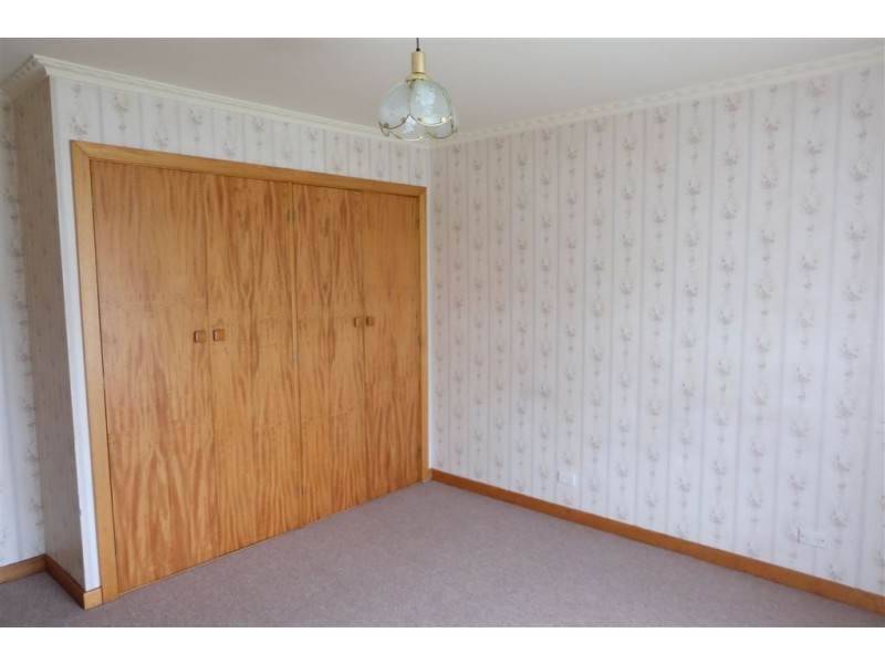 6 Cedar Street, Newnham TAS 7248