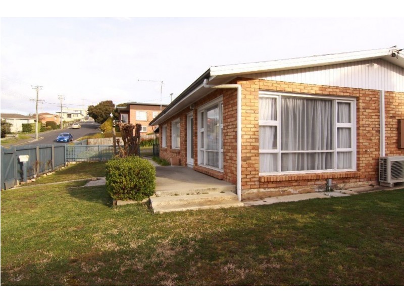 1 Malunga Street, Kings Meadows TAS 7249