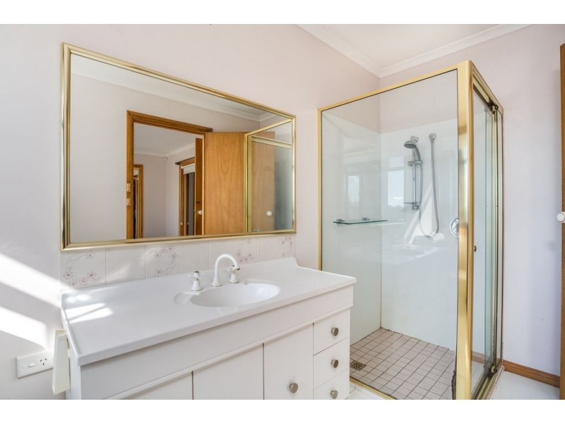 2 Beaumaris Court, Trevallyn TAS 7250