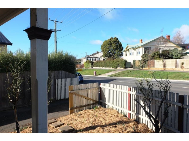 42 Connaught Crescent, West Launceston TAS 7250