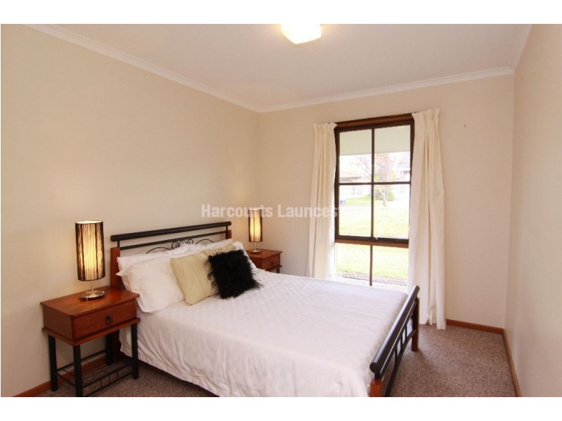 4 Wintercole Court, Newnham TAS 7248