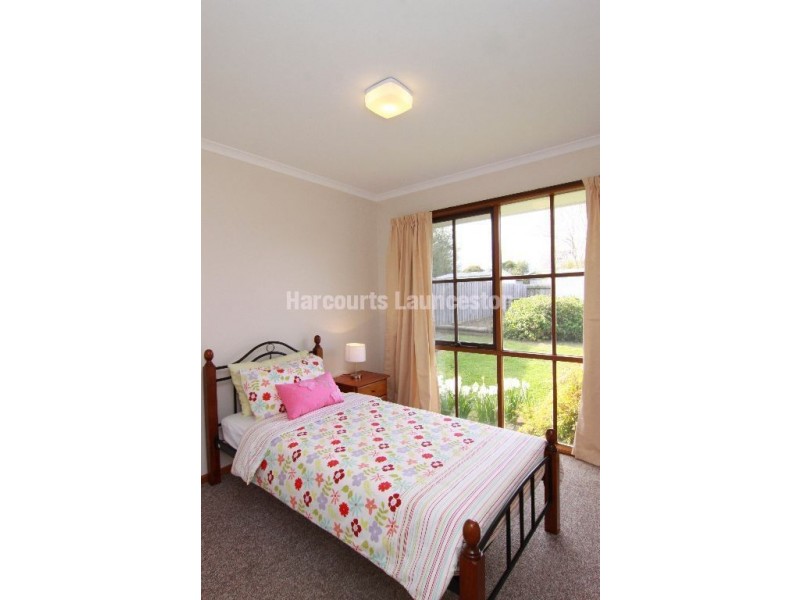 4 Wintercole Court, Newnham TAS 7248