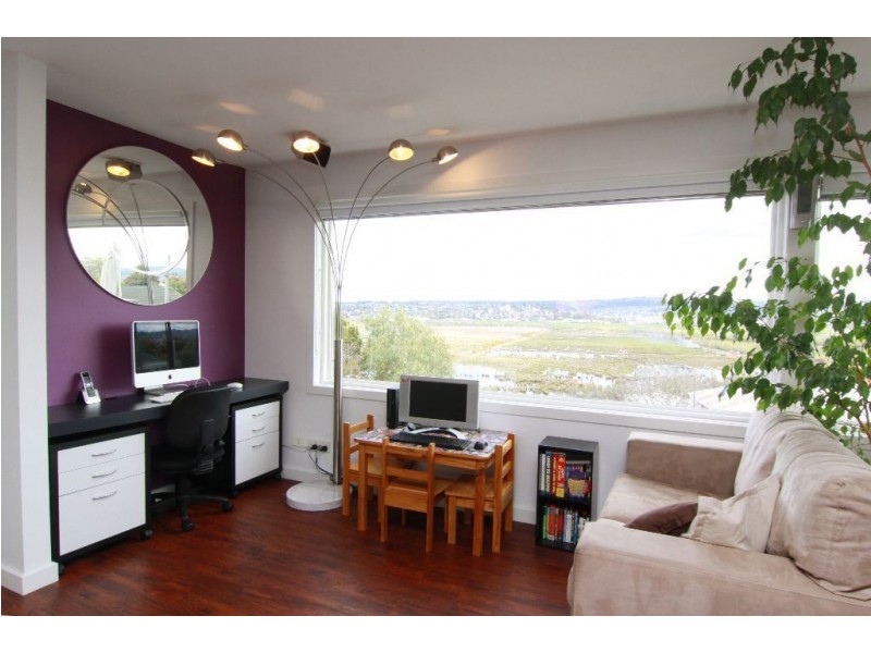 44 Bill Grove, Mowbray TAS 7248