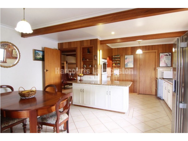 17 Ronald Place, Norwood TAS 7250