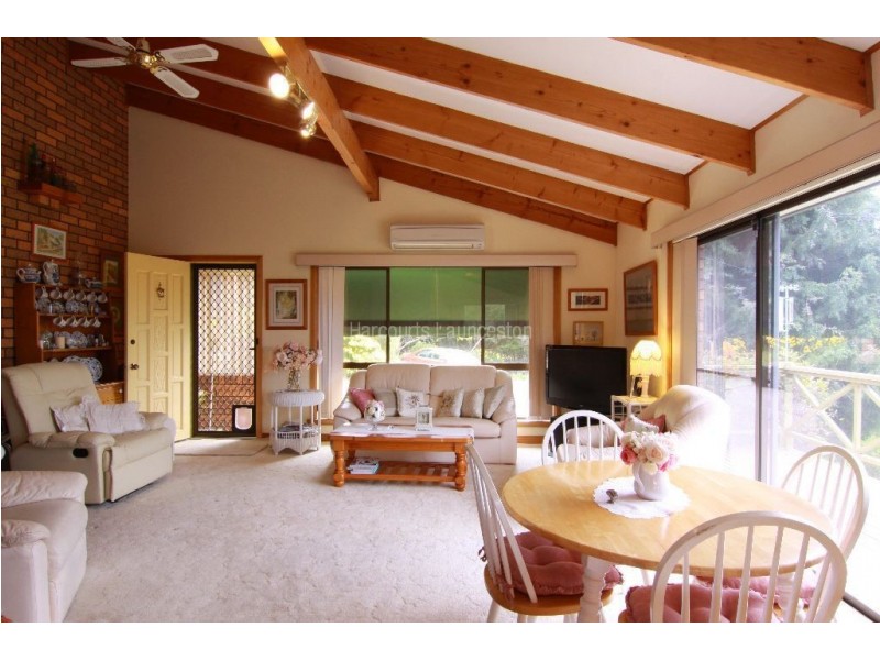 10 Lanena Crescent, Lanena TAS 7275
