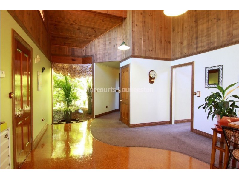 23 Queechy Road, Norwood TAS 7250