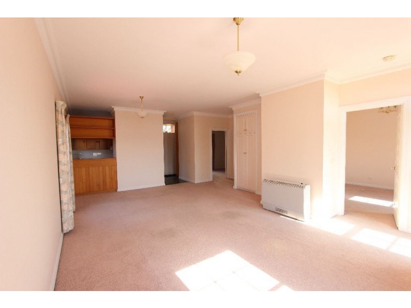 6 St John crescent, Launceston TAS 7250