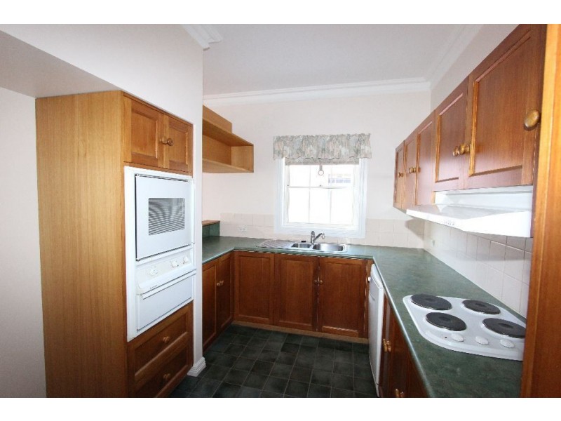 6 St John crescent, Launceston TAS 7250