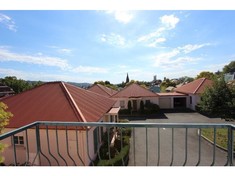6 St John crescent, Launceston TAS 7250