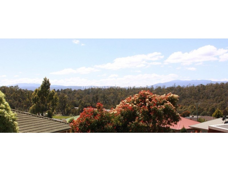 4 Mountain View Court, Prospect Vale TAS 7250