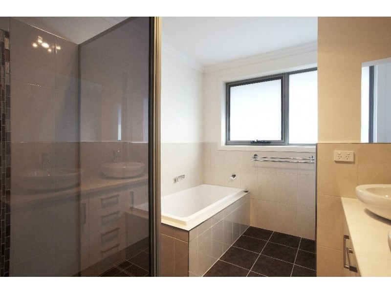1/5 Ford Court, Newnham TAS 7248