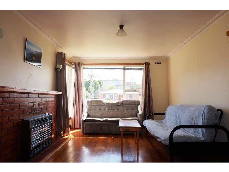 17 Meadowbank Road, Newnham TAS 7248