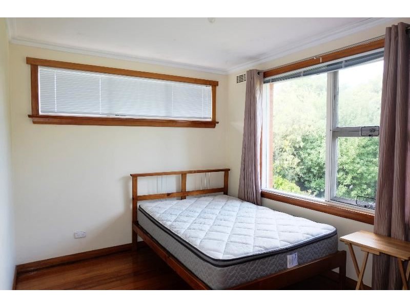 17 Meadowbank Road, Newnham TAS 7248