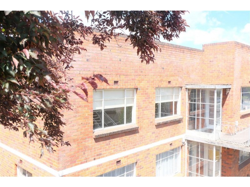 1/115 Penquite Road, Newstead TAS 7250