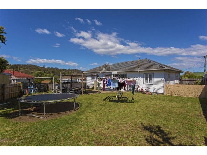 71 Mayfield Street, Mayfield TAS 7248