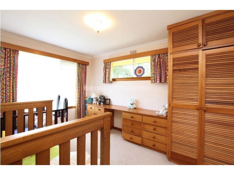 16 Riverside Drive, Riverside TAS 7250