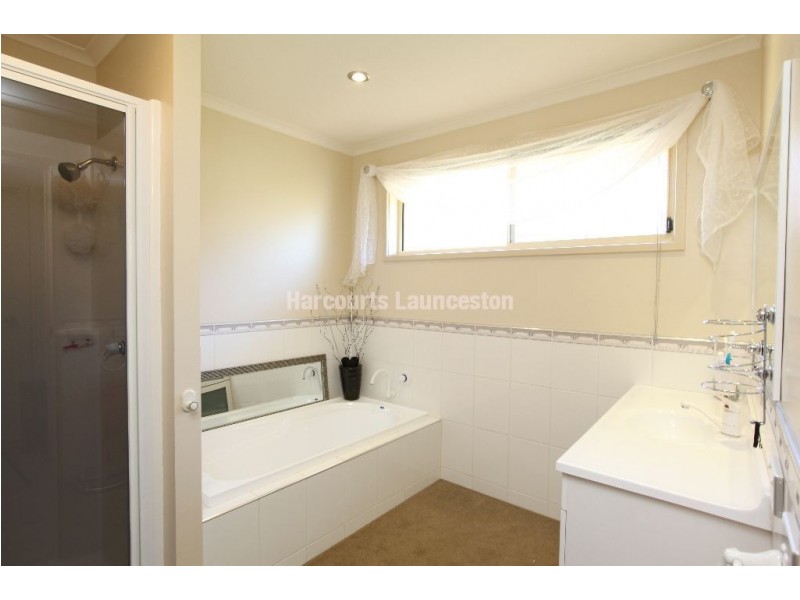 3/13 Baker Court, Blackstone Heights TAS 7250