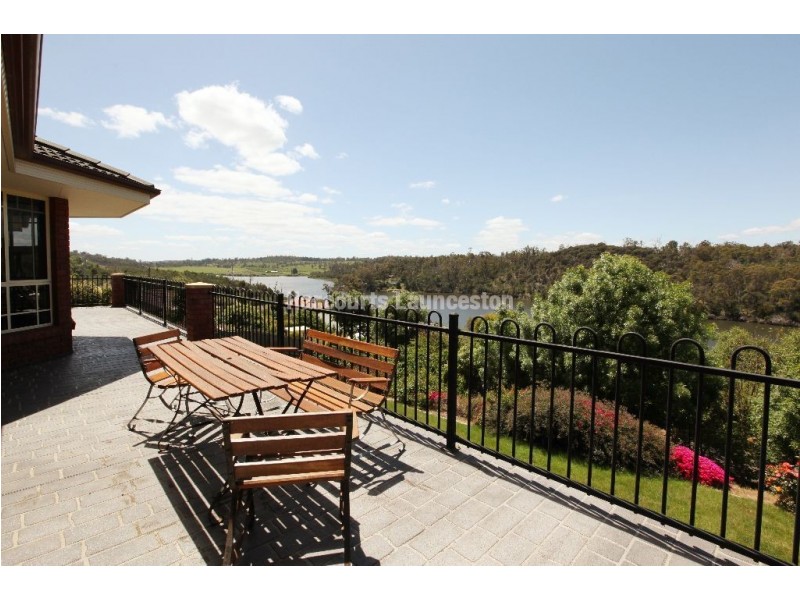 9 Columbus Drive, Blackstone Heights TAS 7250
