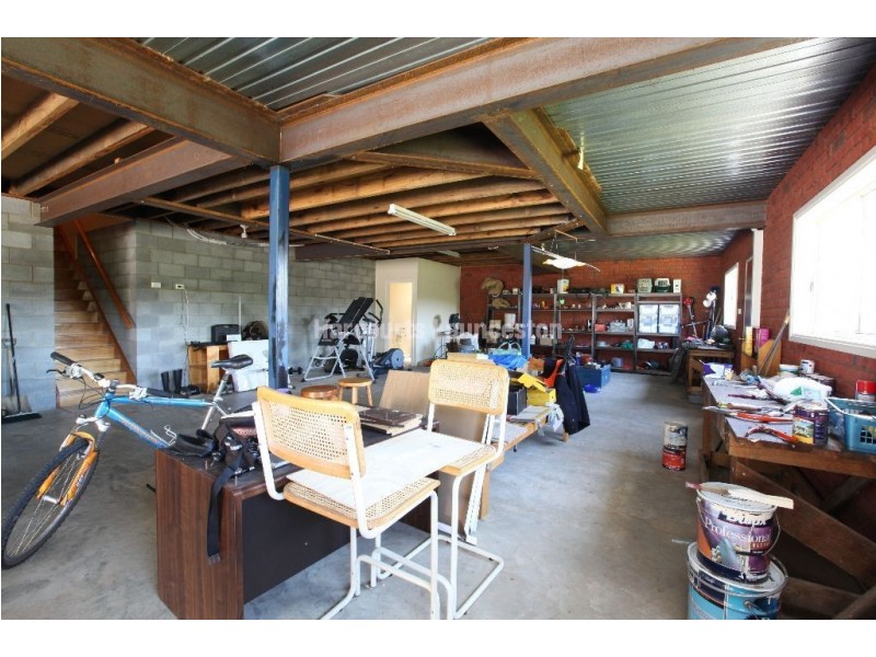 9 Columbus Drive, Blackstone Heights TAS 7250