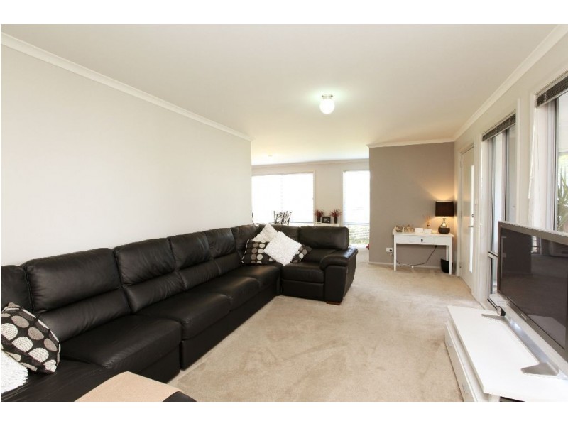 6 Maiden Place, Newnham TAS 7248