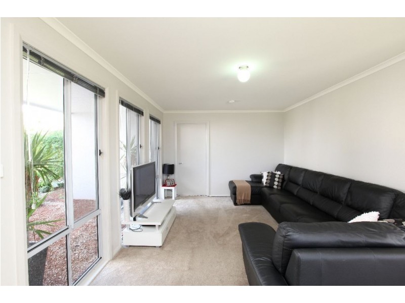 6 Maiden Place, Newnham TAS 7248