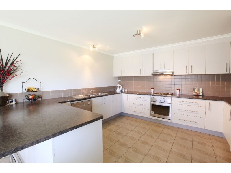 6 Maiden Place, Newnham TAS 7248