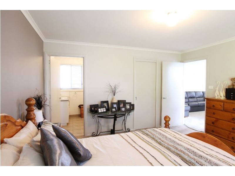 6 Maiden Place, Newnham TAS 7248