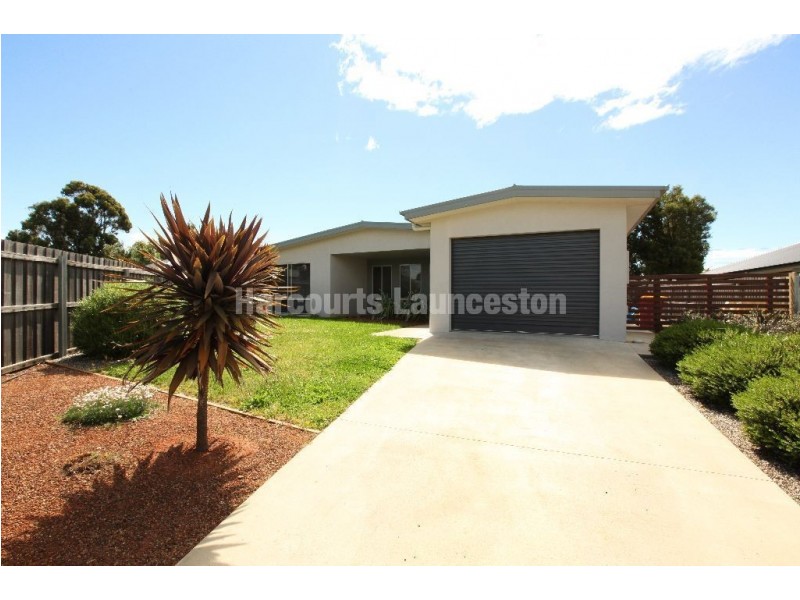 10 Bethune Place, Newnham TAS 7248