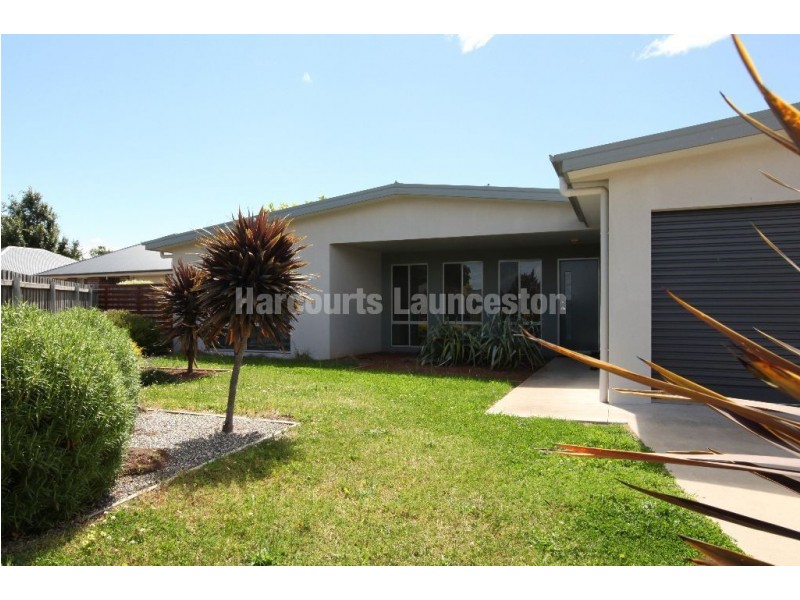 10 Bethune Place, Newnham TAS 7248