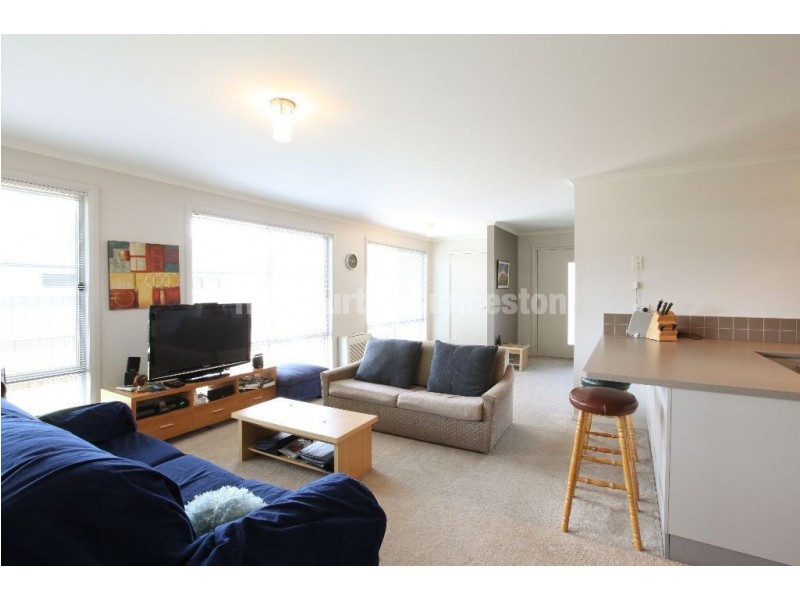 10 Bethune Place, Newnham TAS 7248