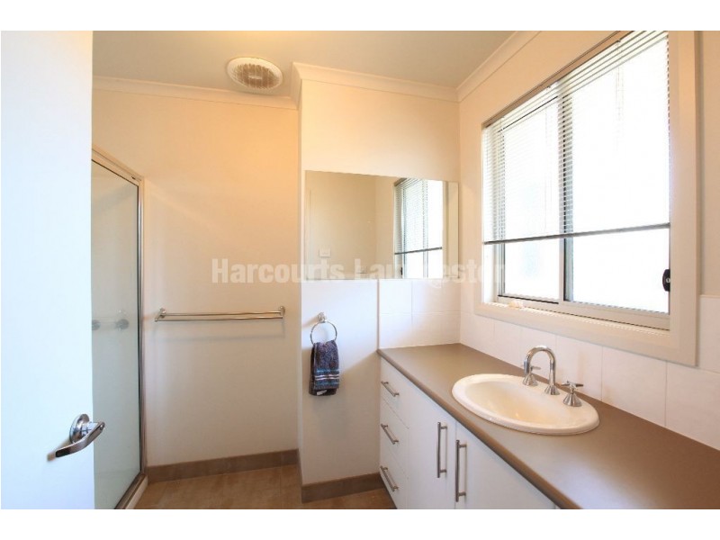 10 Bethune Place, Newnham TAS 7248