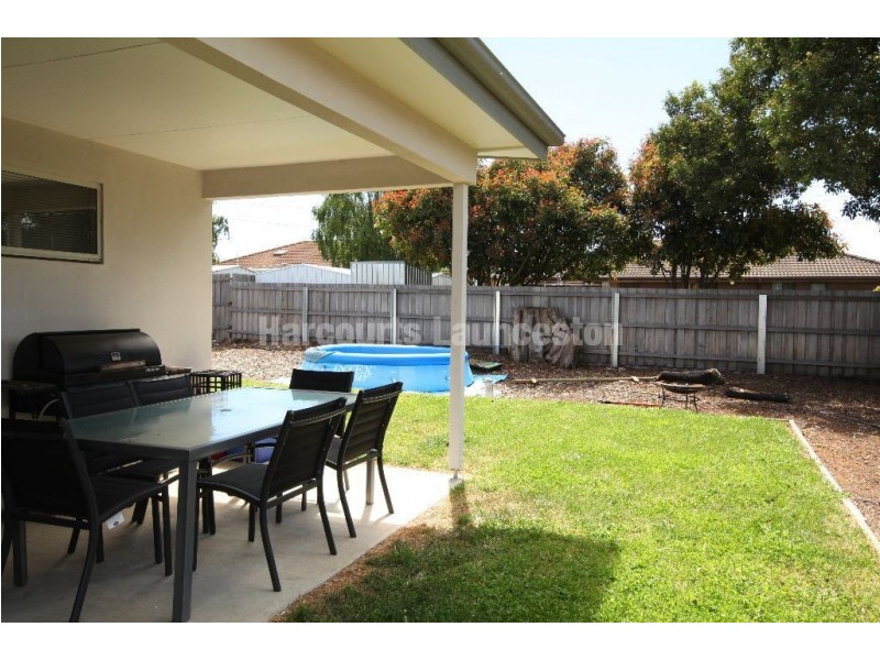 10 Bethune Place, Newnham TAS 7248