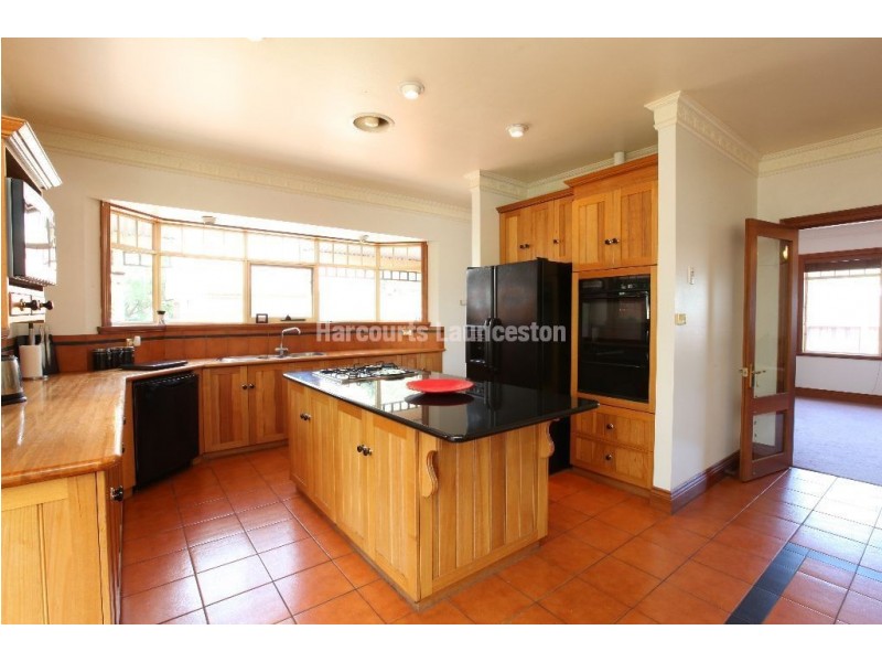 4 Poplar Parade, Youngtown TAS 7249