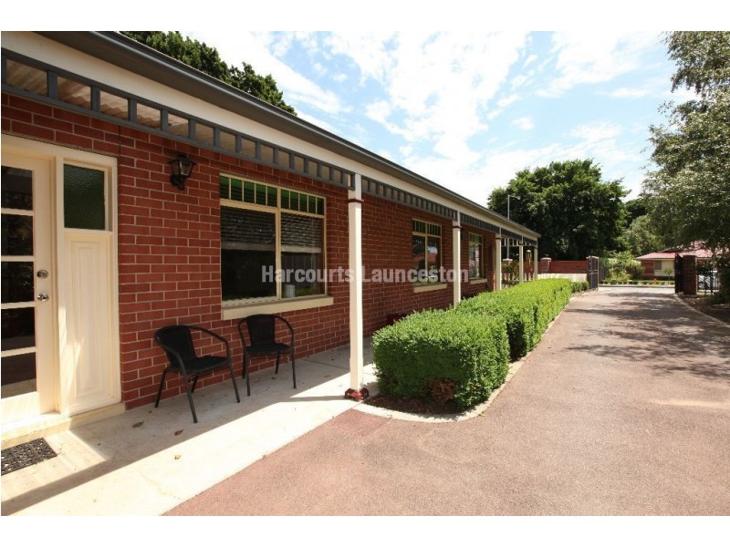 4 Poplar Parade, Youngtown TAS 7249