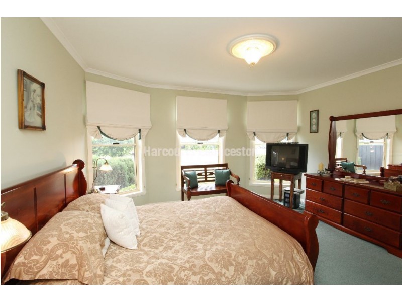 176 Poplar Parade, Youngtown TAS 7249