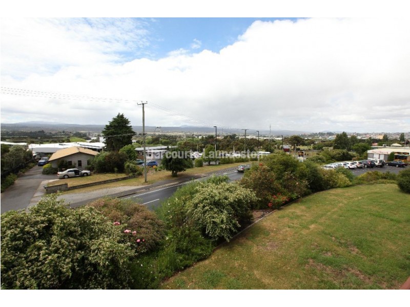 30/23-27 Elouera Street, Riverside TAS 7250