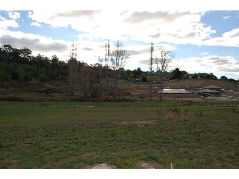 16 Eldonhurst Drive, Newstead TAS 7250