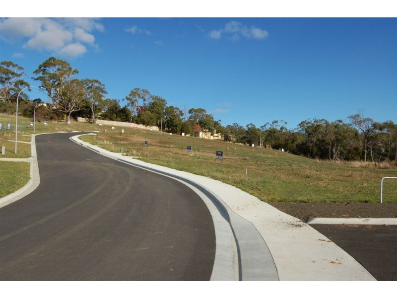 16 Eldonhurst Drive, Newstead TAS 7250