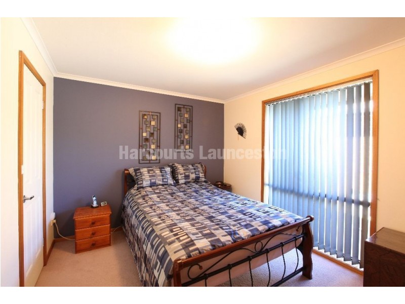 2/9 Rennie Court, Norwood TAS 7250