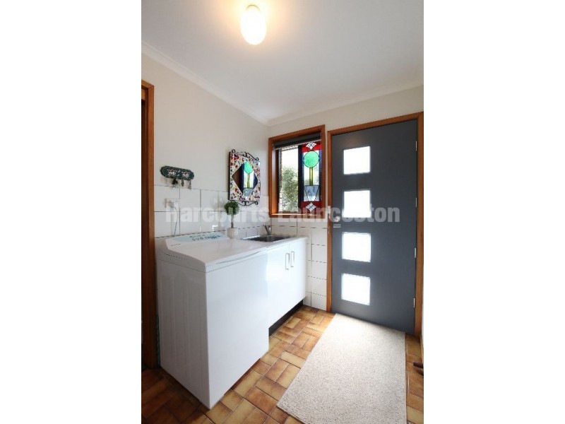 2/9 Rennie Court, Norwood TAS 7250