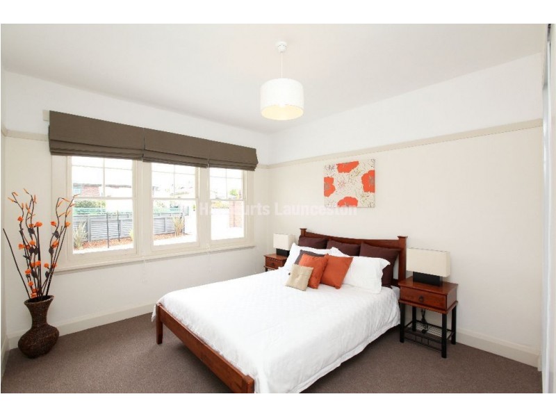 35 Button Street, Mowbray TAS 7248