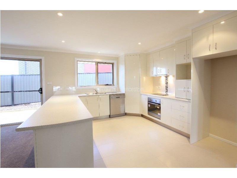 9 Orchard Avenue, Legana TAS 7277