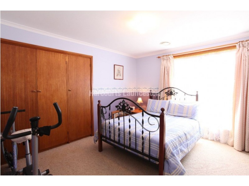 1 Beaumaris Court, Trevallyn TAS 7250