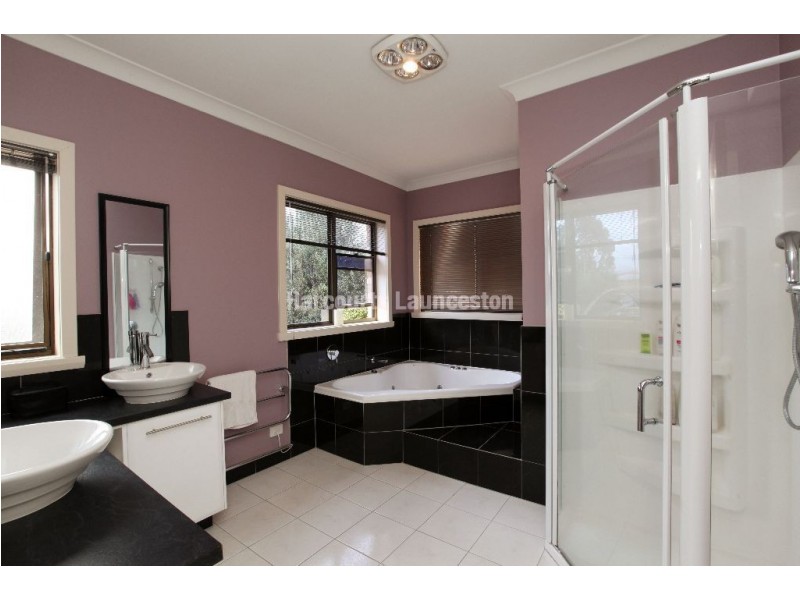 170 Punchbowl Road, Newstead TAS 7250