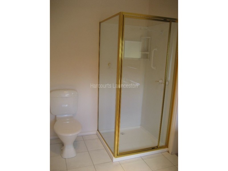 3/2 Carerra Place, Norwood TAS 7250