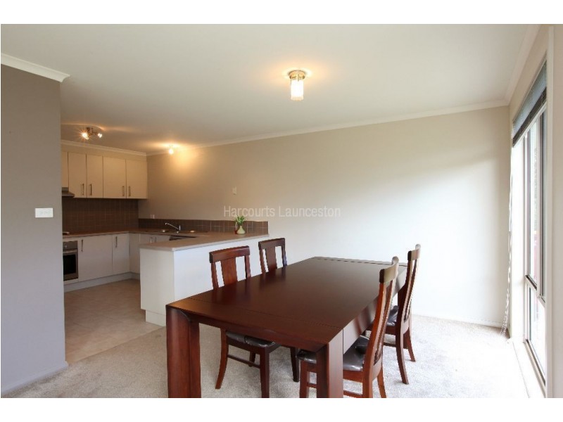 14 Bethune Place, Newnham TAS 7248