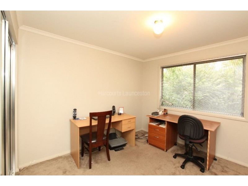 14 Bethune Place, Newnham TAS 7248