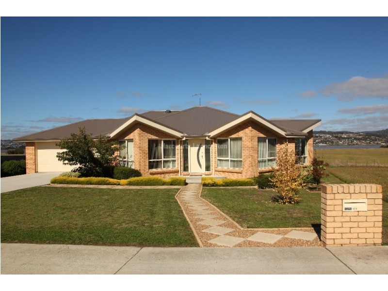 123 Mt Stuart Drive, Newnham TAS 7248